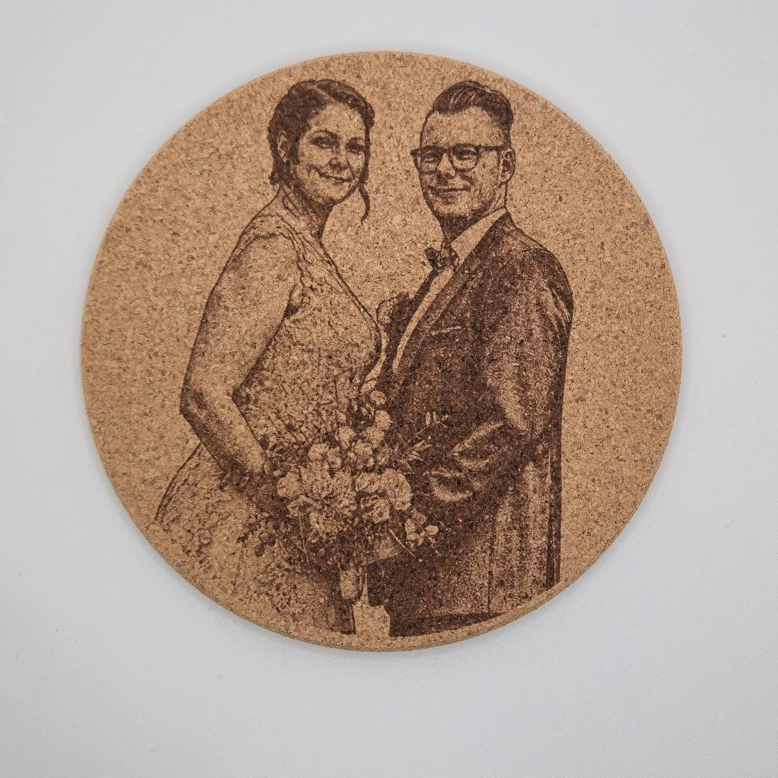 Kork-Untersetzer mit Fotogravur eines Brautpaars